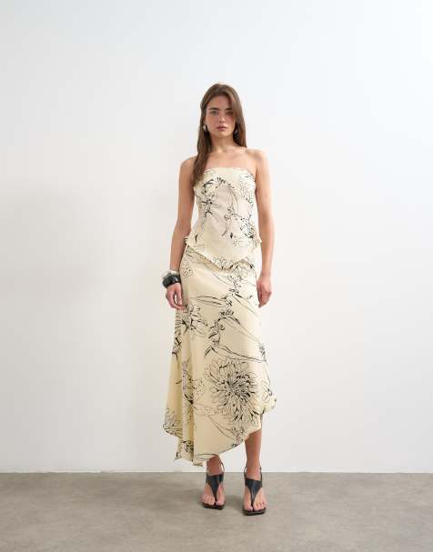 Topshop - Jupe nuisette d'ensemble longue coupée en biais à motif fleuri esquissé - Noir et blanc - view 1