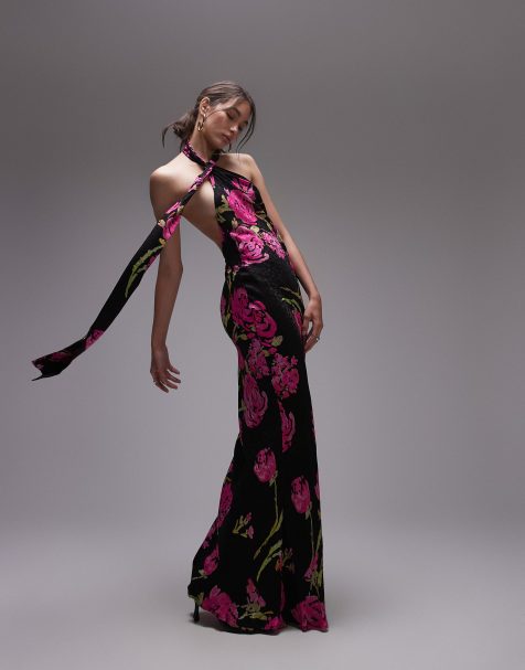 Topshop - Jurk van jacquard met gestrikte halternek en rozen- en stippenprint in zwart - view 1