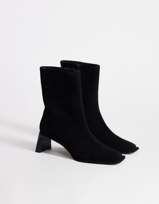 Topshop Kali äkta mocka ankelboots med klack i svart, 2 av 4