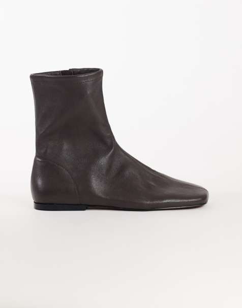 Topshop Kameron real leather flat ankle boots in chocolate - view 1
