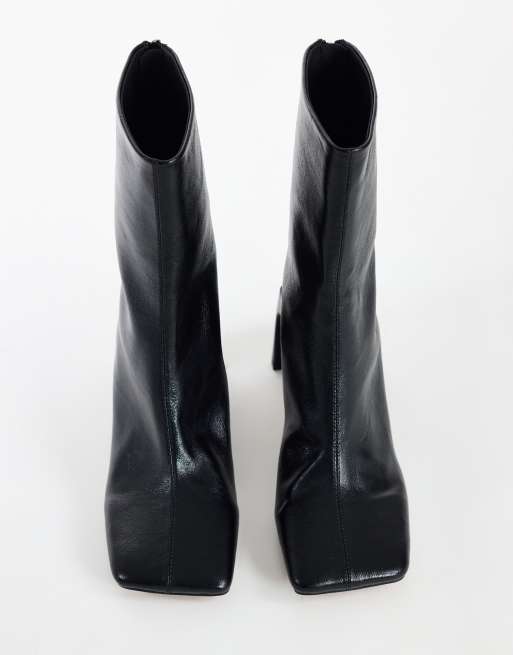 Topshop Kane angular heeled ankle boot in black, 3 of 4
