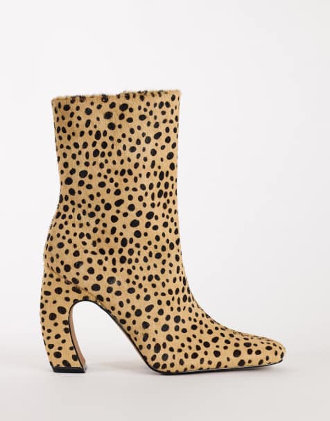 Topshop Karter bottines à talon incurvé en cuir véritable et à poils, imprimé dalmatien caramel - view 1