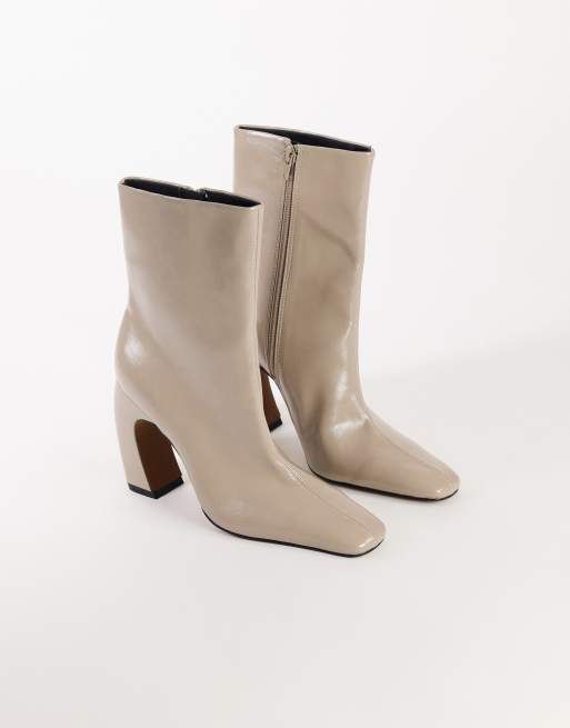 Topshop Karter curved heel ankle boot in mink stretch faux leather, 2 of 4