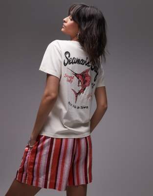 Topshop - Kastiges T-Shirt in Ecru mit „Seaman's Bay"-Rückenprint-Weiß