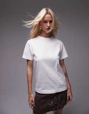 Topshop - Kastiges T-Shirt in Weiß