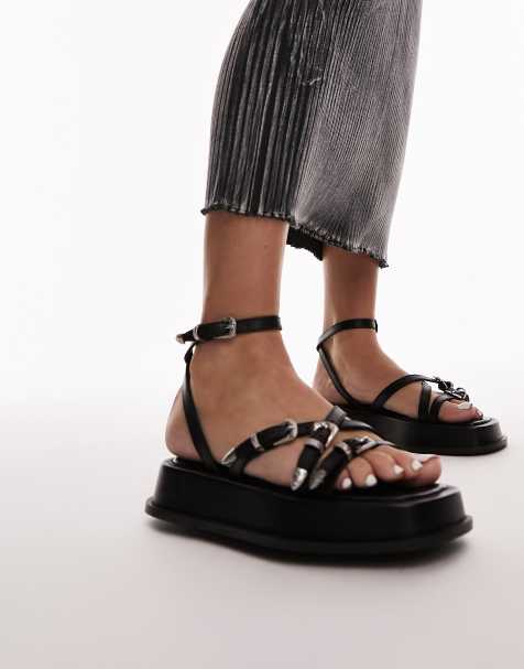 Topshop – Kayla – Riemchensandale aus schwarzem Leder mit Schnallendetails - view 1