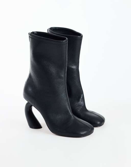 Topshop Kendal sockboot met structuur en hak in zwart, 2 van 4