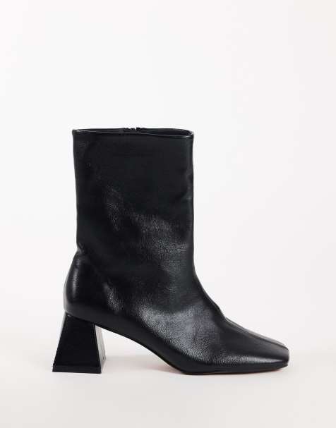 Topshop Kenton block heel ankle boot in black - view 1