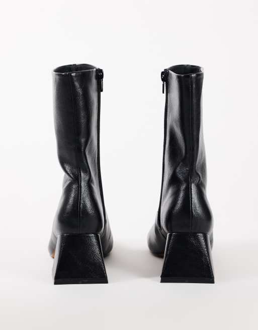 Topshop Kenton block heel ankle boot in black, 5 of 5