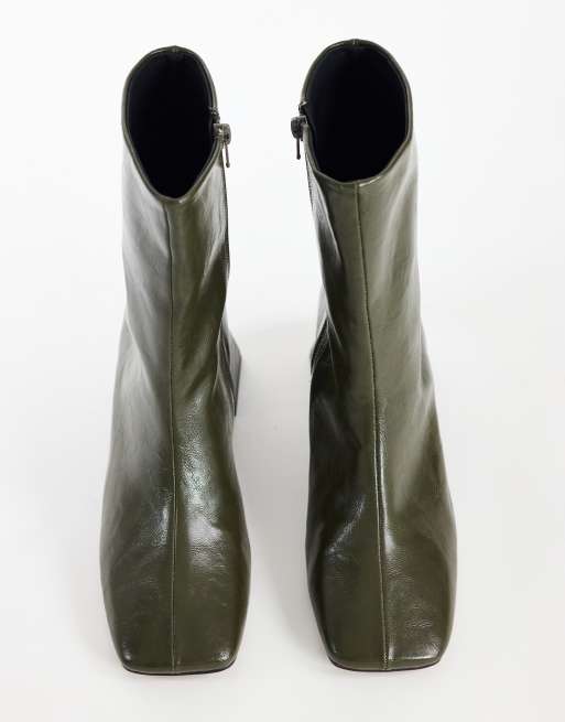 Topshop Kenton block heel ankle boot in khaki, 3 of 4