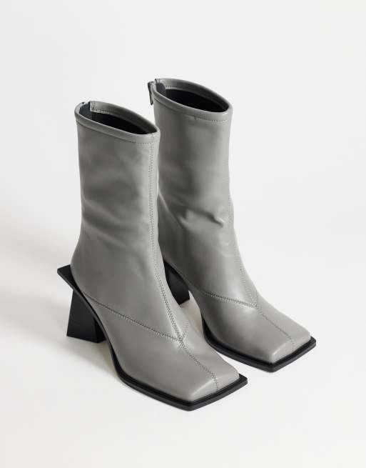 Topshop Kiara extended rand heeled ankle boot in grey, 2 of 4