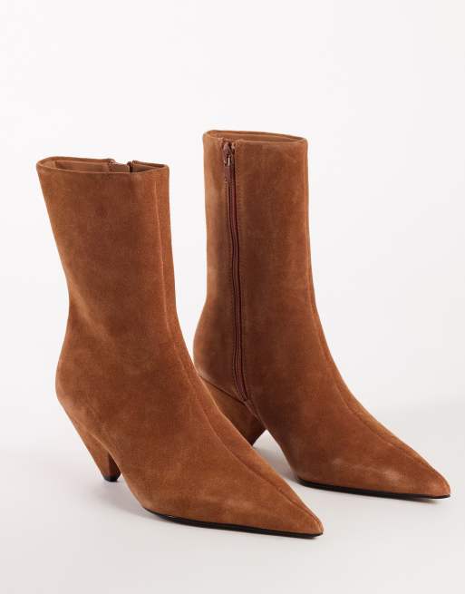 Topshop Kiki cone heel ankle boot in chestnut suede, 2 of 4