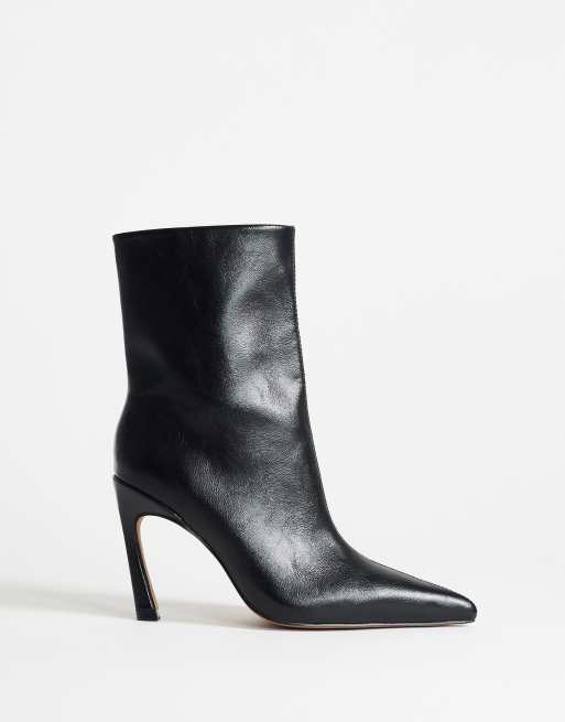 Topshop Kimora ankelstøvler med spids tå og hæl i sort, 1 af 4