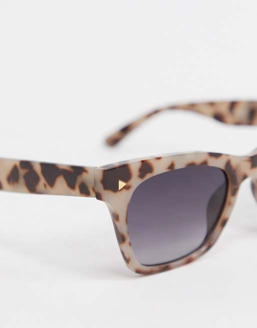 Topshop – Klassische Sonnenbrille mit Schildpattmuster, 3 von 4