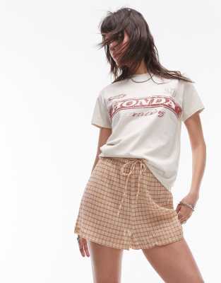 Topshop - Knapp geschnittenes T-Shirt in Ecru mit lizenziertem „Honda"-Grafikprint-Weiß