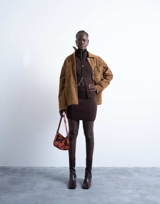 Topshop – Kompakter Strickpullover in Schokobraun mit Stehkragen und durchgehendem Reißverschluss