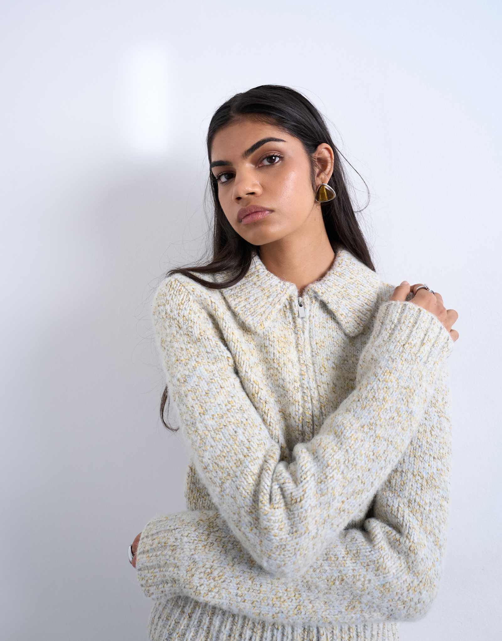 Вязаный кардиган с воротником из плотной крученой пряжи Topshop синего и желтого цветов - часть комплекта