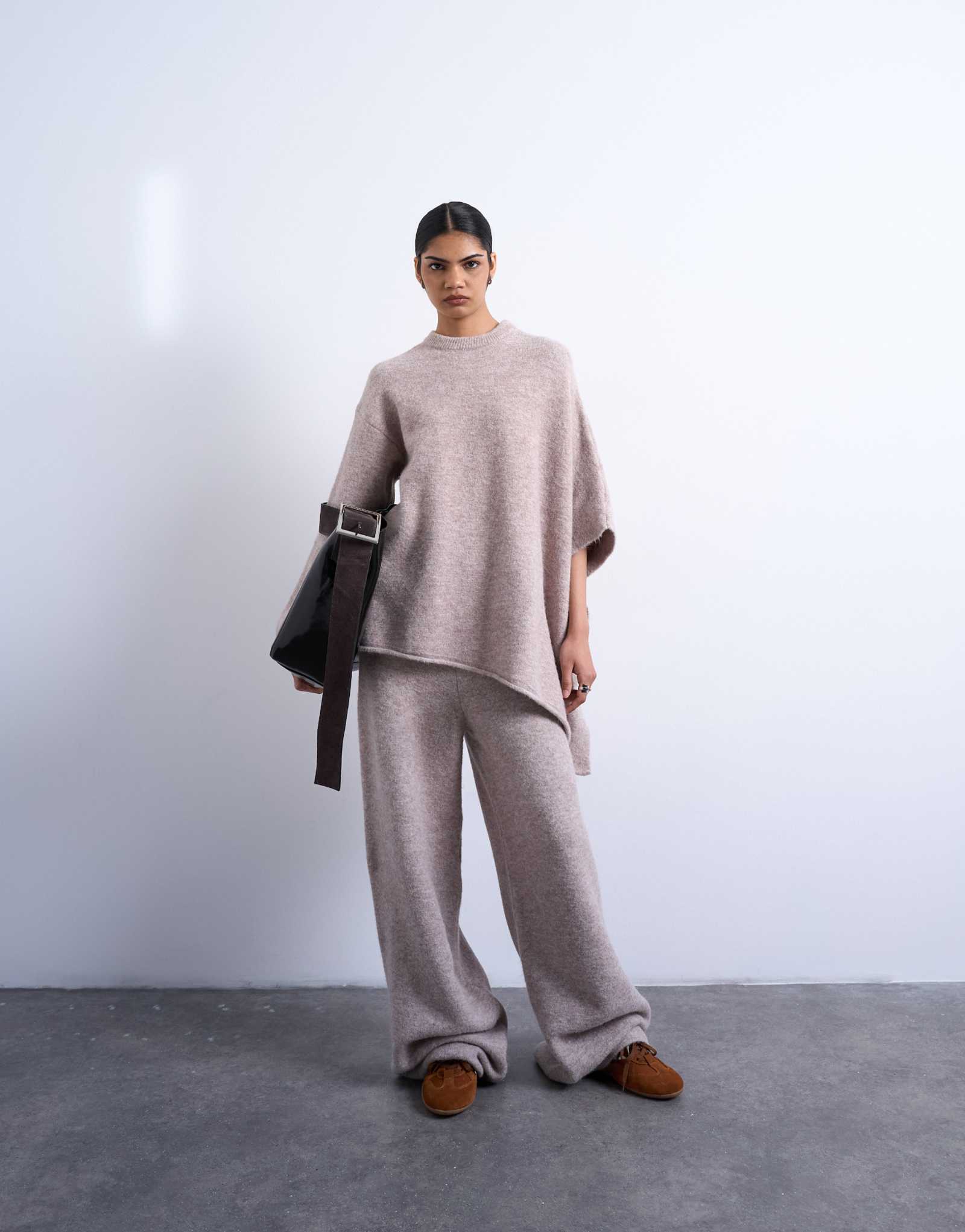 Трикотажные брюки Topshop бежевого цвета - часть комплекта