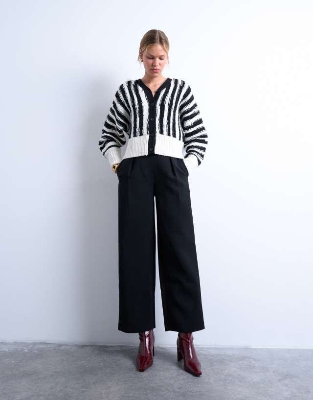 Topshop knit vertical stripes cardigan in black and white | ASOS
