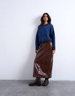 Model wearing Knitted animal print cardigan in blue