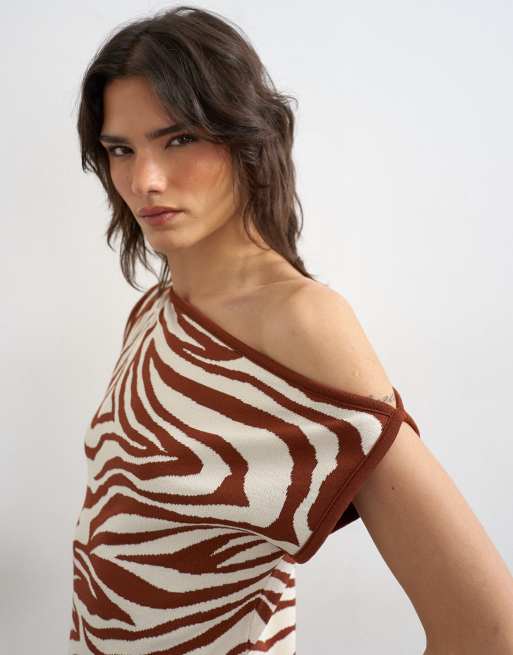 Topshop knitted asymmetric off shoulder animal print top in brown, 2 of 4