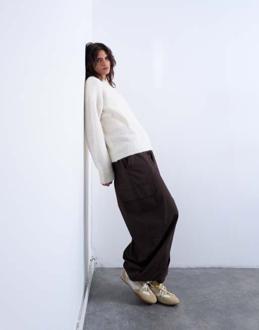 Topshop knitted boxy fluffy crew neck jumper in snow, 3 of 4