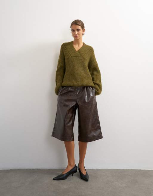 Topshop knitted chunky shawl collar sweater in green, 3 of 4
