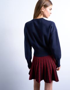 Model wearing Knitted clean cinch waist jumper in navy