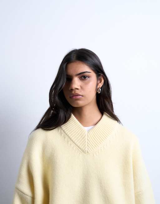 Topshop knitted clean premium lambswool v neck jumper in yellow, 3 of 4