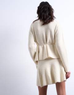 Model wearing Knitted co-ord skirt in ivory