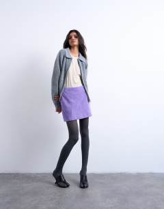 Model wearing Knitted collar zip ring cardi in grey