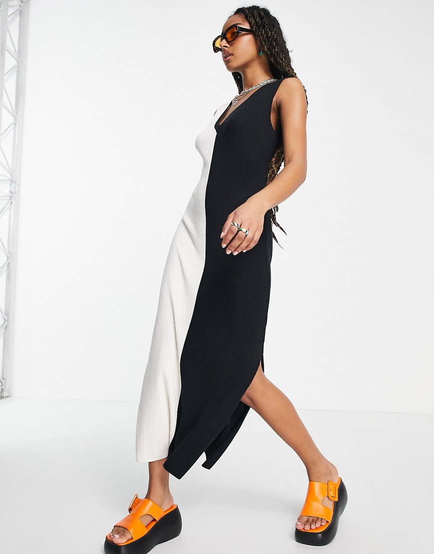 Topshop knitted color block dress in monochrome-White