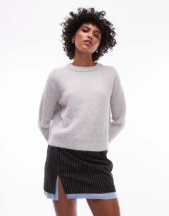 Knitted crew with raglan and exposed seam jumper in light grey