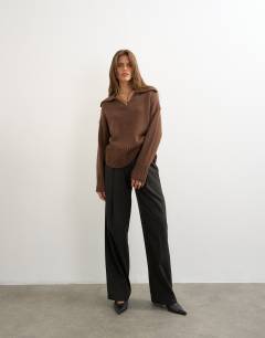 Model wearing Knitted curved hem collared polo jumper with wool in pecan