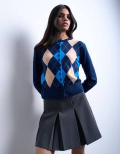 Model wearing Knitted fine argyle cardigan in navy