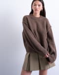 [Topshop] Topshop knitted fluffy exposed seam easy jumper in brown-Green M Espresso