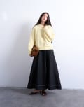 [Topshop] Topshop knitted fluffy exposed seam easy jumper in yellow XS Buttermilk