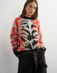 Knitted fluffy relaxed fit brushed abstract crew neck jumper in red
