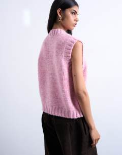 Model wearing Knitted fluffy twist yarn waistcoat in pink
