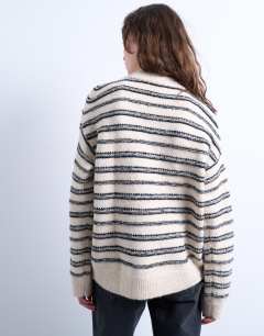 Model wearing Knitted forward seam stripe jumper in mono