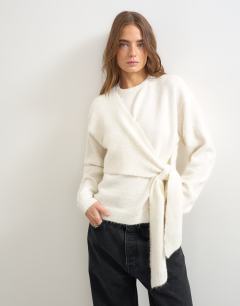 Model wearing Knitted front tie jumper with wool and alpaca in ivory