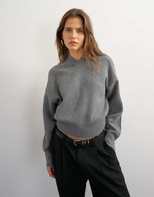 Topshop knitted high v ottoman stitch jumper in grey, 2 of 4