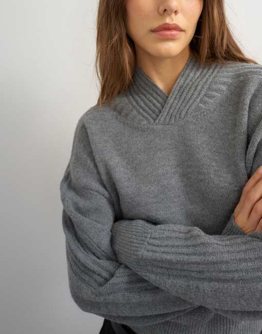 Topshop knitted high v ottoman stitch jumper in grey, 3 of 4