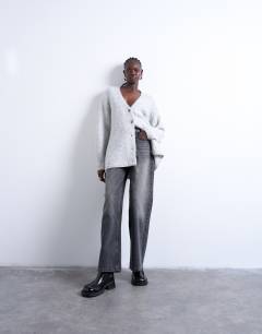 Model wearing Knitted longline easy cardigan in grey