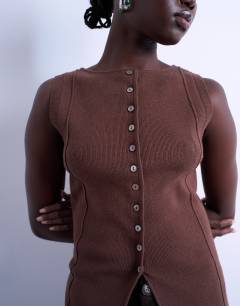 Model wearing Knitted longline waistcoat in chocolate