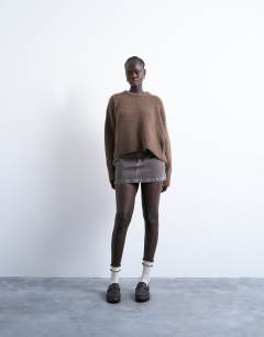 Model wearing Knitted mid ultimate jumper in brown