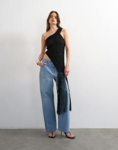Model wearing Knitted one shoulder tassel top in black