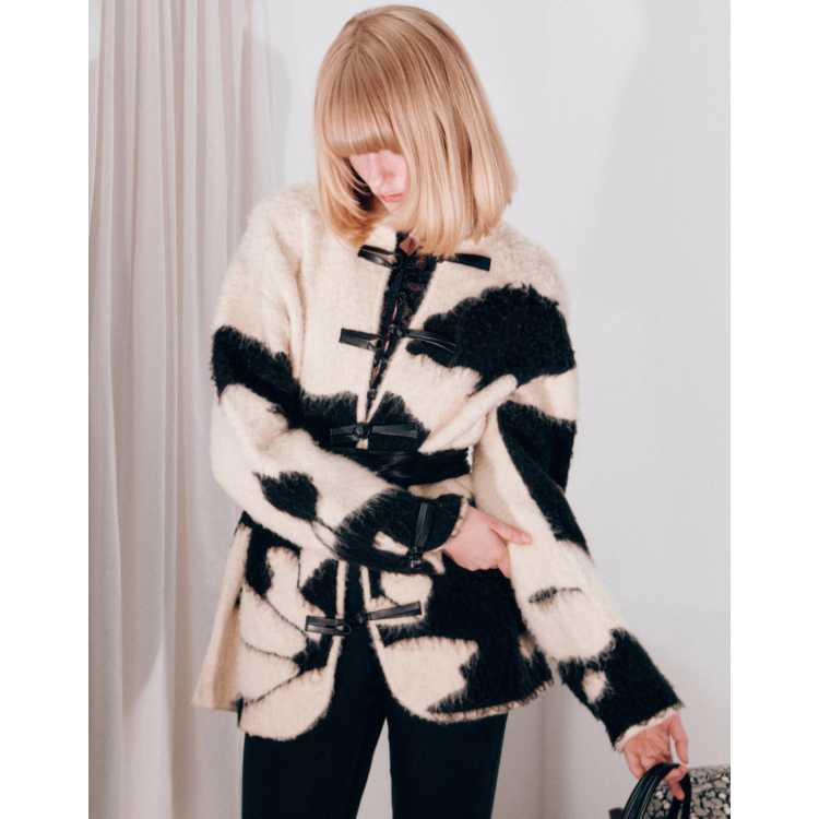 211432066-1-blackandcream?$