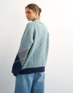 Model wearing Knitted placement argyle jumper in multi 