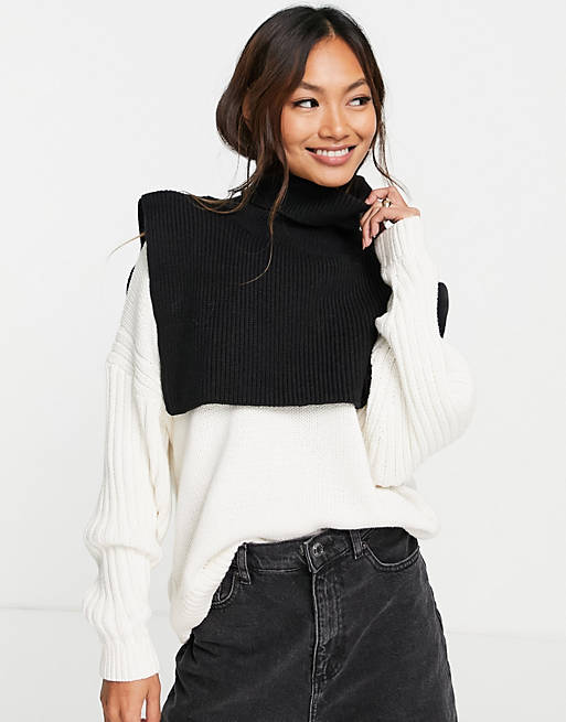  Topshop knitted polo neck bib in black 
